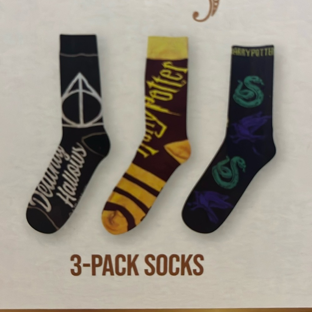 3 pairs of long Harry Potter socks